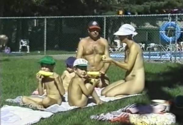 Nudism video - Sun Oasis 3 [720x544 | 00:16:31 | 168.68 MB]